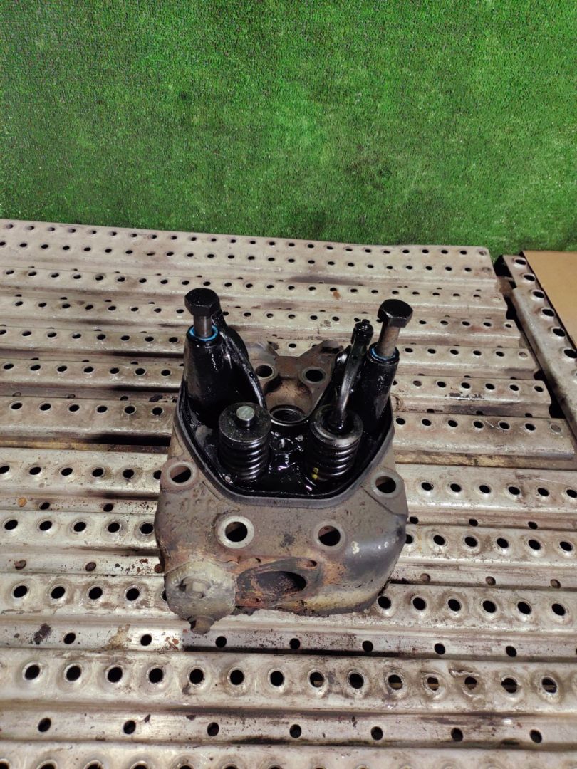 головка блока цилиндров Scania P 2 поколение 1995, 1523419 - фото №1