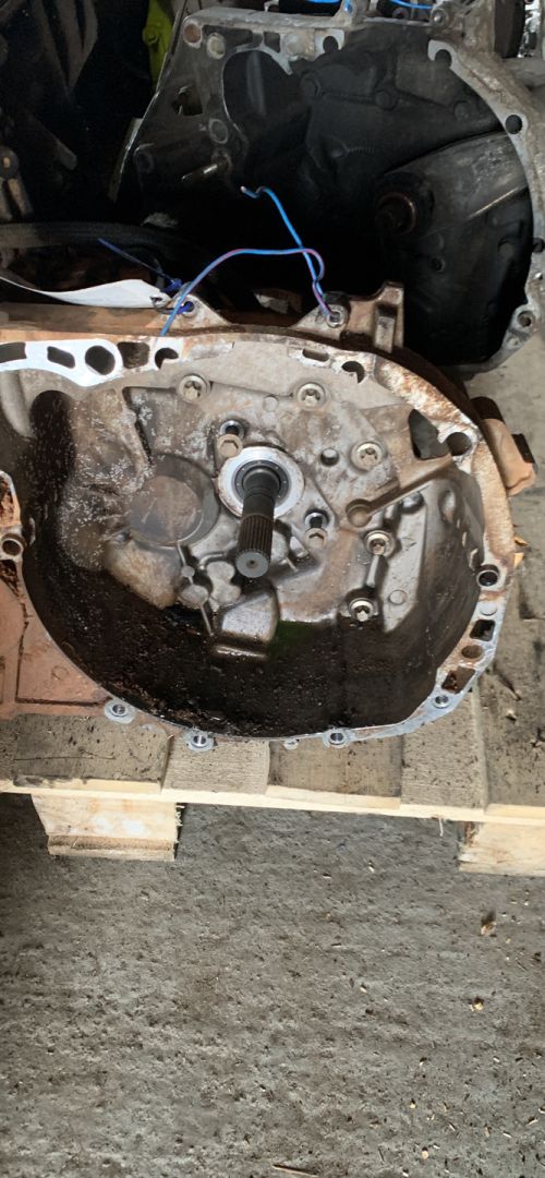 КПП механическая (МКПП) Renault Logan 2 поколение 2016 - фото №1