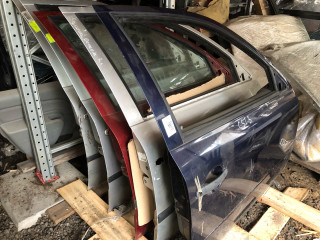 дверь передняя правая Skoda Octavia 1 поколение (A4) [рестайлинг] 2007, 1U4831056, 1U4831056