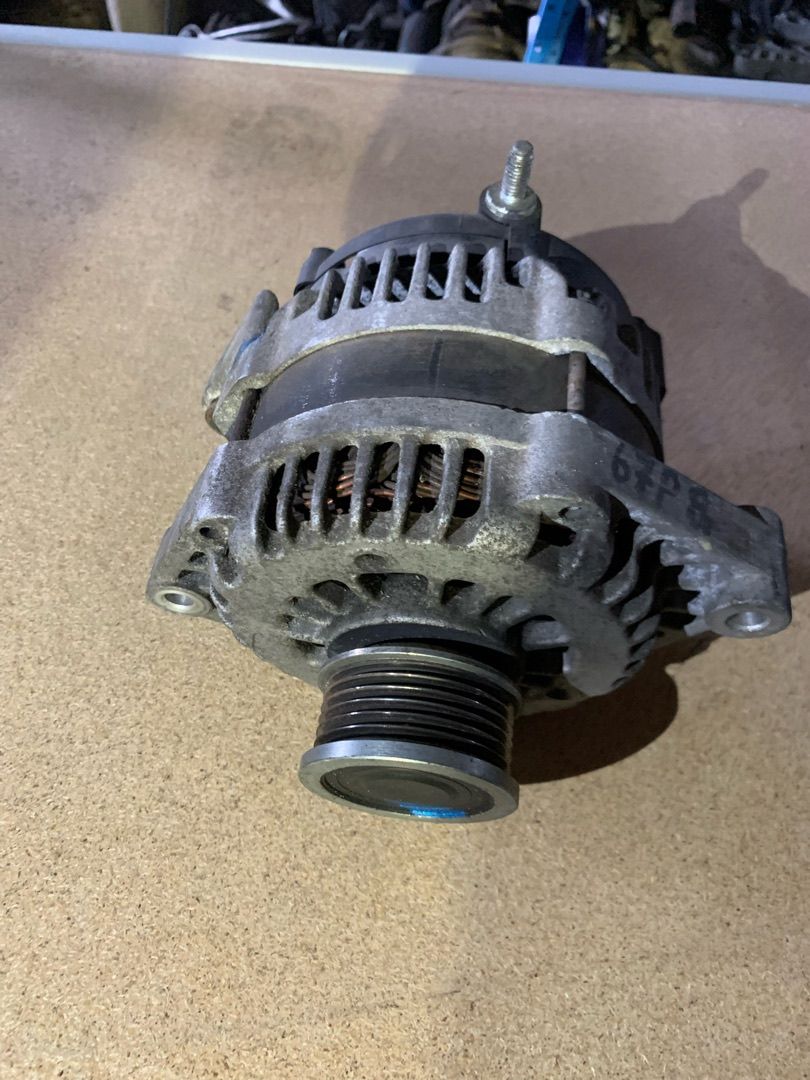 генератор Opel Antara 1 поколение 2011 - фото №1