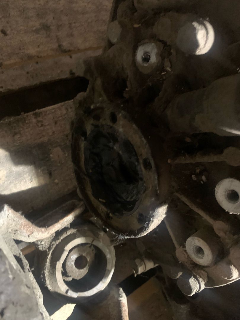 КПП механическая (МКПП) Volkswagen Pointer 2 поколение 2007, 1.0 л., бензин, МКПП, хетчбэк 5 дв. - фото №1