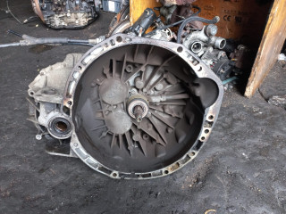 КПП механическая (МКПП) Renault Trafic 2 поколение [рестайлинг] 2008, 2.0 л., M9R 780, дизель, 6МКПП, PF6010