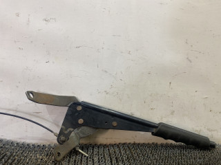 рычаг ручного тормоза (ручника) Volkswagen Polo 2 поколение 1990, 1.3 л., бензин, МКПП, синий, хетчбэк 3 дв., передний привод