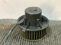 моторчик печки Volkswagen Passat B3 1993, 1.9 л., AAZ, дизель, 5МКПП, черный, универсал, передний привод, 357819021 - фото №2