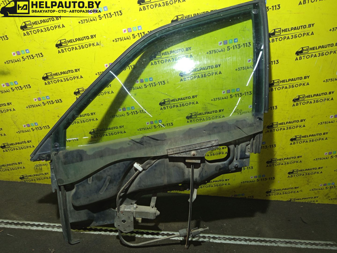 рамка двери Audi 80 B3 1988, 1.6 л., дизель, МКПП, седан, передний привод, 0130821070 - фото №1