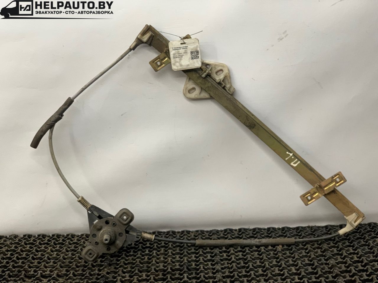 стеклоподъемник передний левый SEAT Toledo 1 поколение 1993, 1.6 л., бензин, МКПП, передний привод - фото №1
