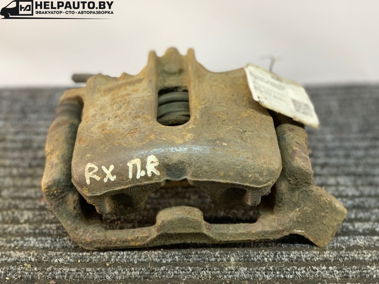 суппорт передний левый Renault Megane 1 поколение 1996, 1.6 л., бензин, МКПП, черный, хетчбэк 5 дв., передний привод - фото №1