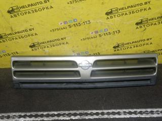 решетка радиатора Nissan Bluebird U12 1989, универсал, передний привод