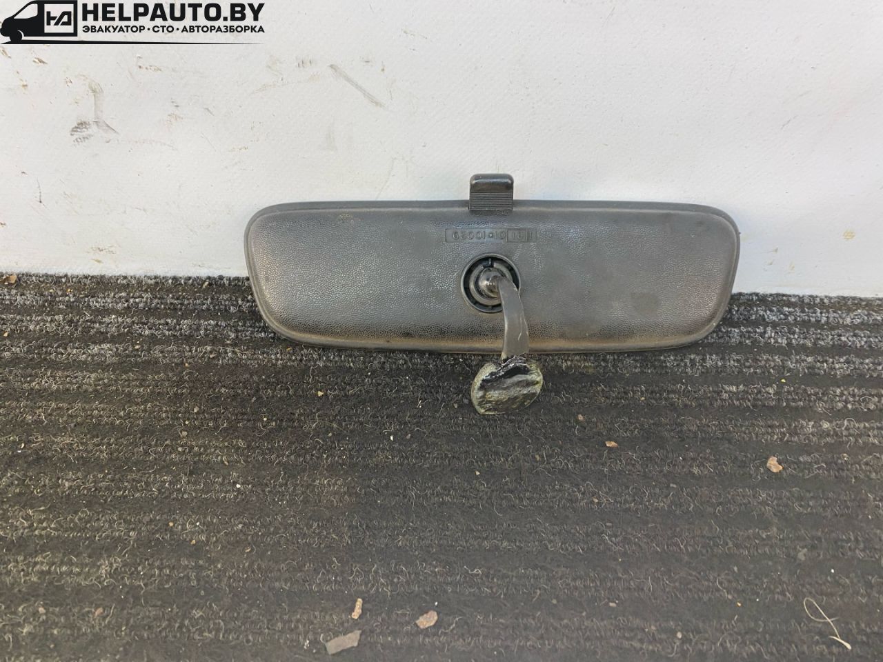 зеркало салона Audi 80 B3 89/B3 1987, 1.8 л., бензин, МКПП, серый, седан, передний привод - фото №1