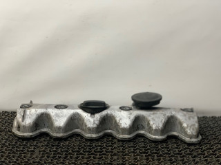 клапанная крышка Audi 100 4A/C4 1992, 2.3 л., бензин, МКПП, седан, передний привод