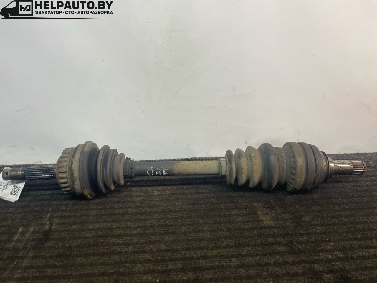 полуось передняя левая (приводной вал, ШРУС) Opel Astra F 1992, 1.4 л., C 14 NZ, бензин, МКПП, красный, хетчбэк 5 дв., передний привод - фото №1