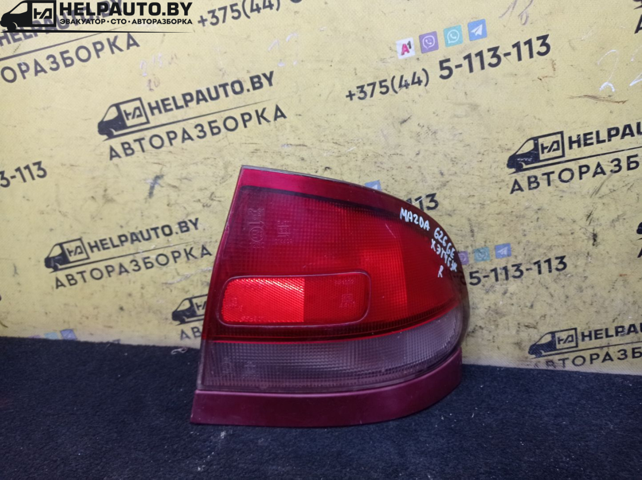 фонарь задний правый Mazda 626 GE 1995, 1.8 л., МКПП, хетчбэк 5 дв., передний привод - фото №1