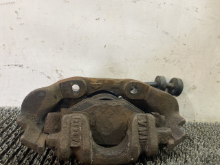 суппорт передний правый Volkswagen Polo 2 поколение 1990, 1.3 л., бензин, МКПП, синий, хетчбэк 3 дв., передний привод