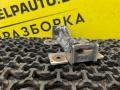 крепление бампера Audi 100 С3 1986, 1.8 л., бензин, МКПП, белый, универсал, передний привод - фото №4