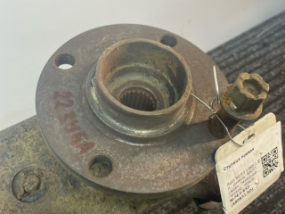 ступица передняя правая Audi 80 B3 1988, 1.6 л., дизель, МКПП, седан, передний привод