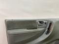 обшивка двери передняя левая Chrysler Voyager 4 поколение [рестайлинг] 2006, 2.4 л., бензин, МКПП, серебристый, минивэн, передний привод - фото №2