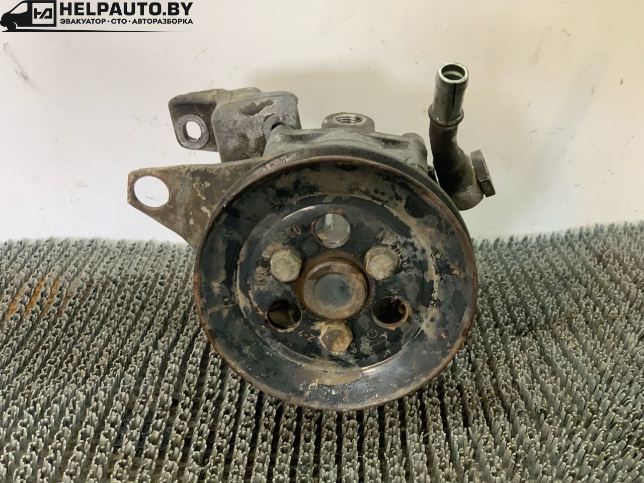 насос гидроусилителя руля Audi 80 B3 1988, 1.6 л., дизель, МКПП, седан - фото №1