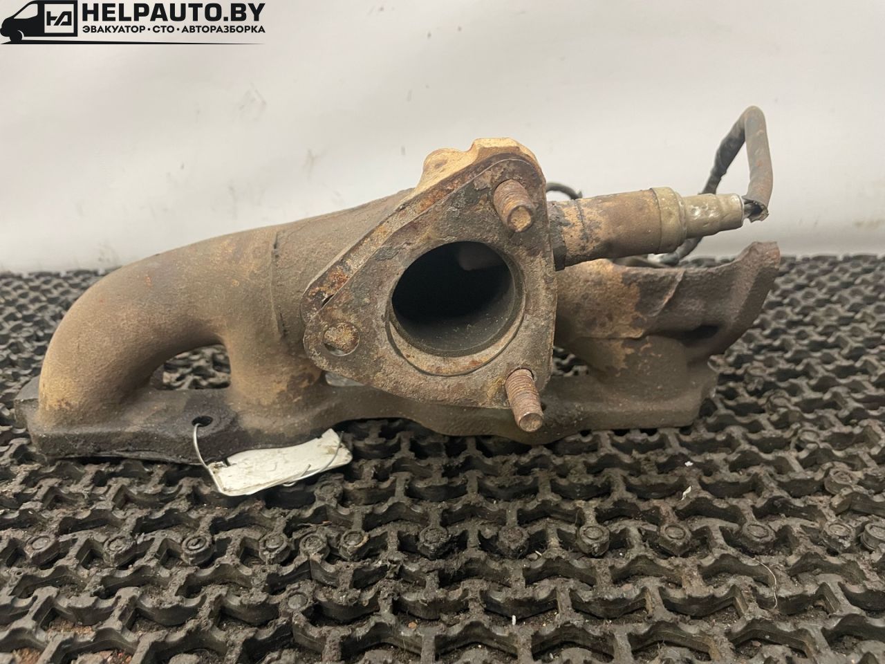 коллектор выпускной SEAT Ibiza 2 поколение 1998, 1.6 л., ALM, бензин, 5МКПП, синий, хетчбэк 5 дв., передний привод - фото №1