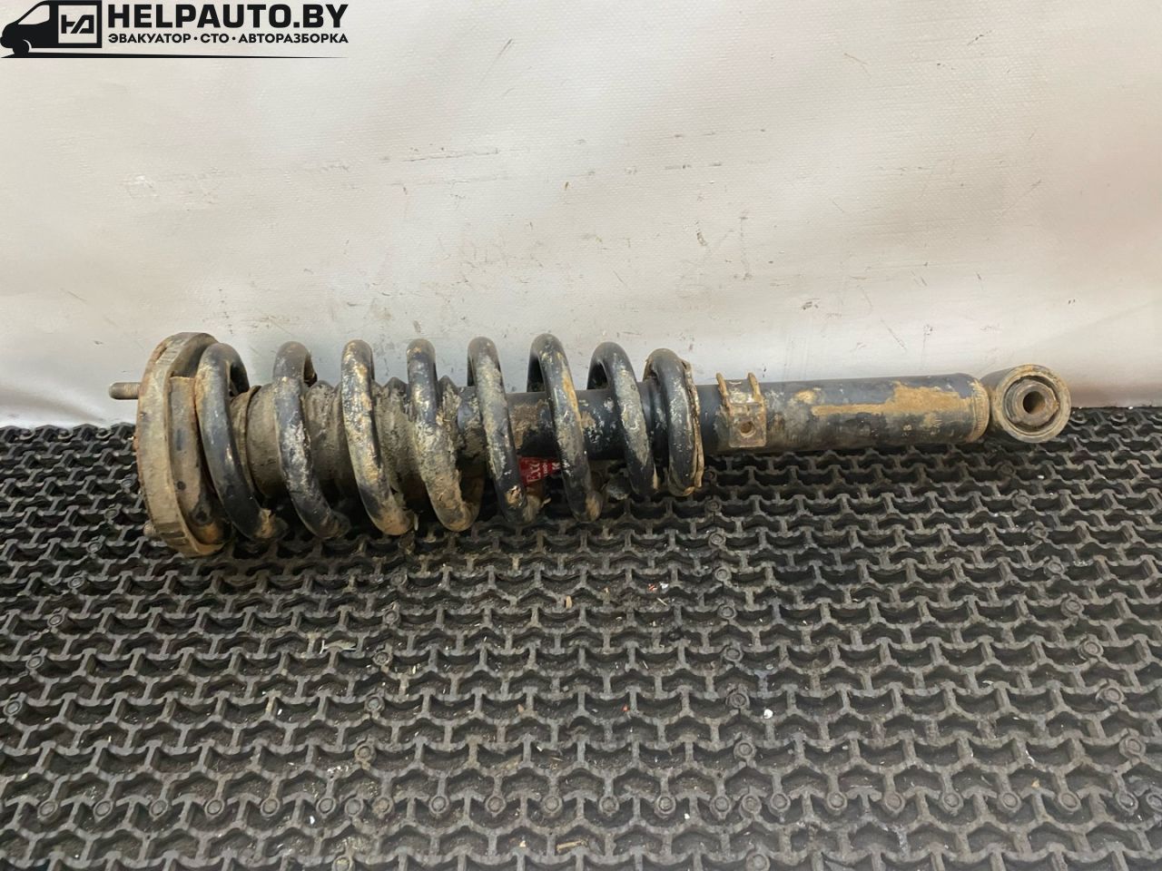 стойка передняя правая Kia Sorento 1 поколение 2005, 2.5 л., CRDi, D4CB, дизель, МКПП, черный, внедорожник 5 дв., полный подключаемый привод, 341364 - фото №1