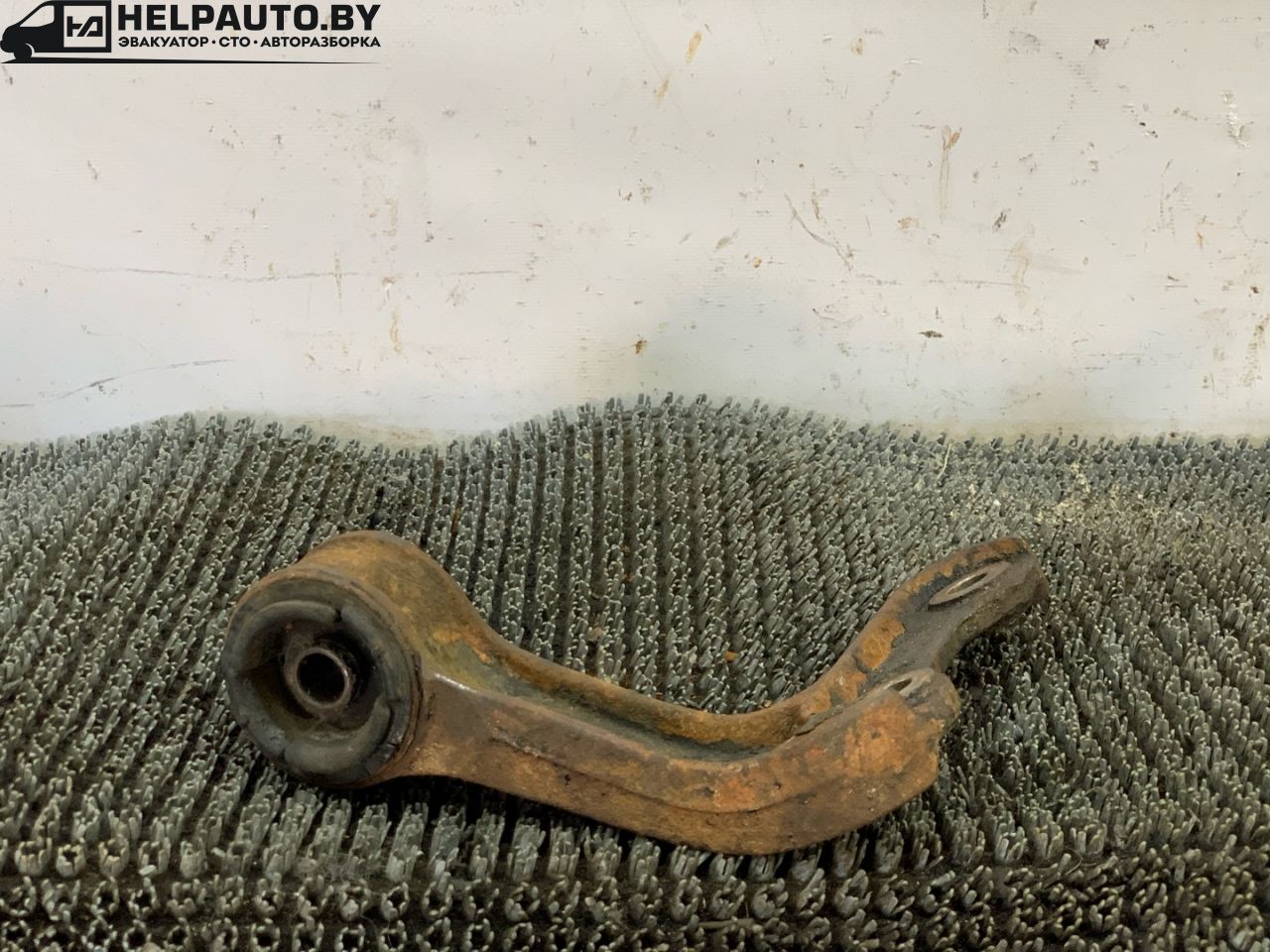 рычаг передний правый Kia Sorento 1 поколение 2003, 2.5 л., D4CB, дизель, МКПП, внедорожник 5 дв. - фото №1