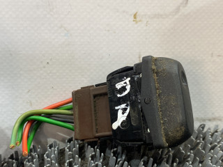 кнопка стеклоподъемника двери передней правой Iran Khodro Samand 1 поколение 2009, 1.8 л., бензин, МКПП, серебристый, седан, передний привод