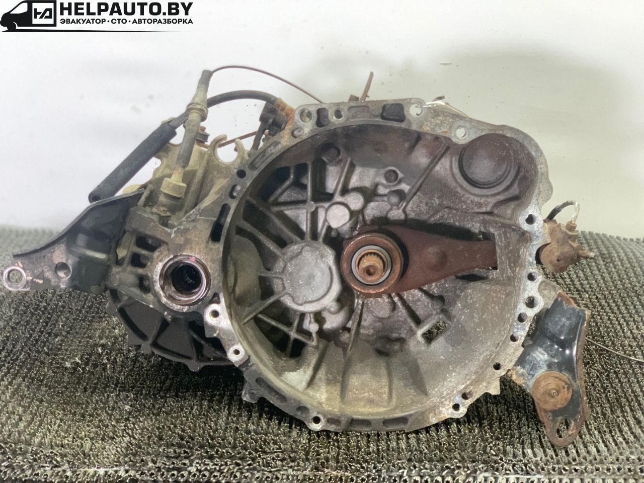 КПП механическая (МКПП) Toyota Corolla 8 поколение (E110) 1998, 2.0 л., бензин, МКПП, хетчбэк 5 дв., передний привод, 7051631 - фото №1