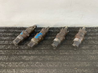форсунка Volkswagen Passat B3 1989, 1.9 л., дизель, МКПП, белый, универсал, передний привод, 068130202