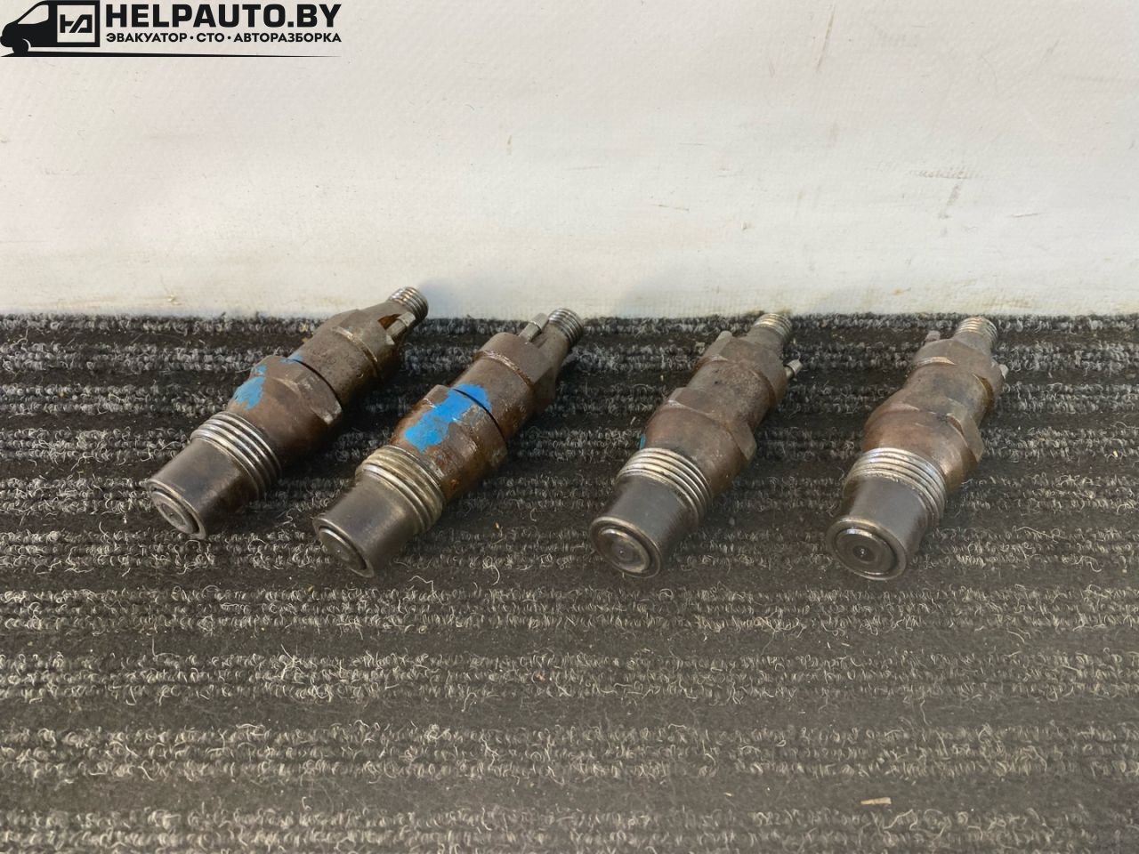 форсунка Volkswagen Passat B3 1989, 1.9 л., дизель, МКПП, белый, универсал, передний привод, 068130202 - фото №1
