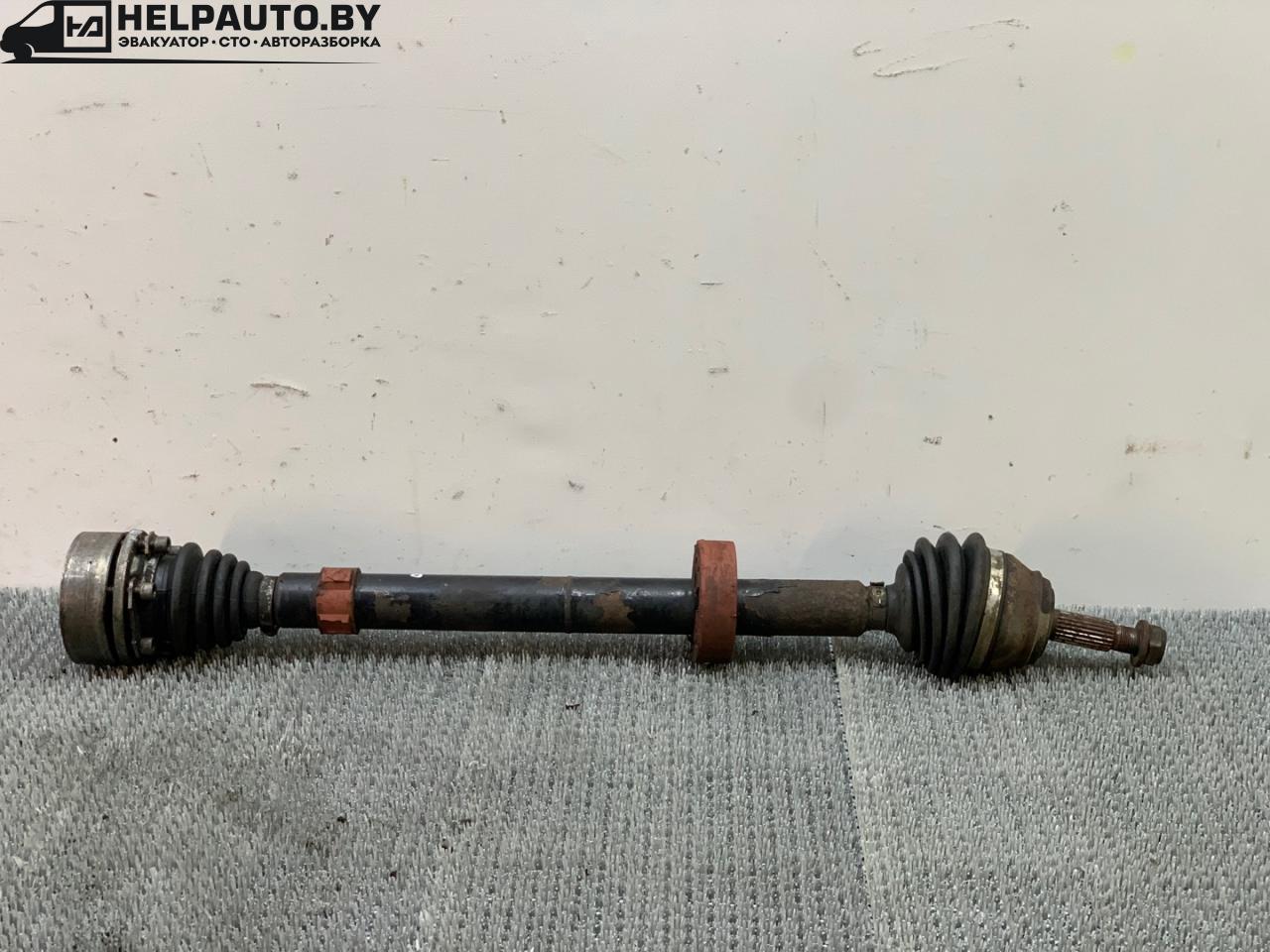полуось передняя правая (приводной вал, ШРУС) Volkswagen Vento 1 поколение 1991, 1.8 л., бензин, МКПП, серый, седан, передний привод - фото №1