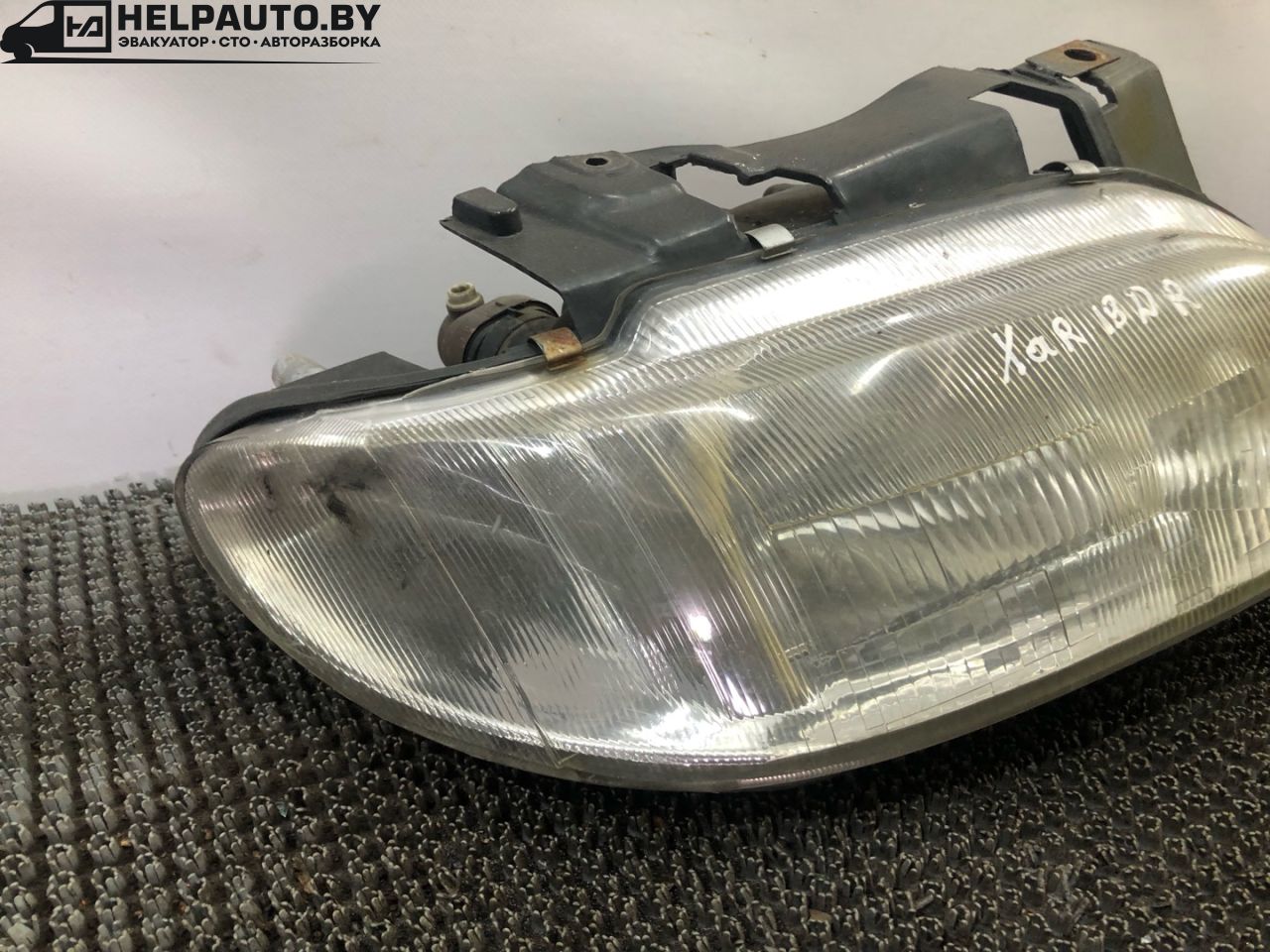 фара правая Citroen Xsara 1 поколение 1998, 1.9 л., дизель, 5МКПП, зеленый, универсал - фото №1