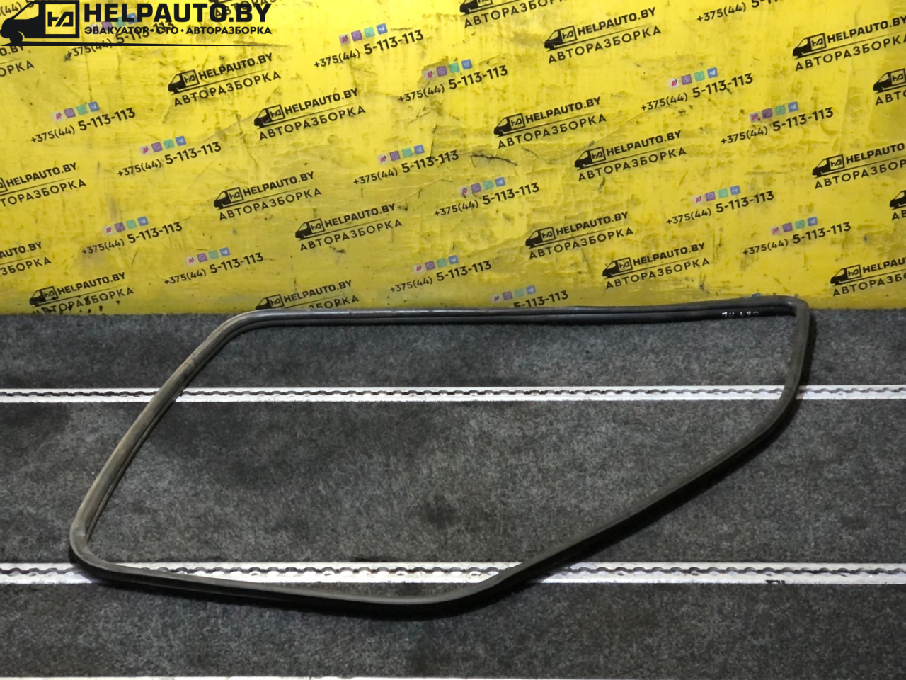уплотнитель двери Geely CK Otaka 1 поколение CK-1 2007, 1.5 л., MR479A, бензин, МКПП, золотистый, седан, передний привод - фото №1