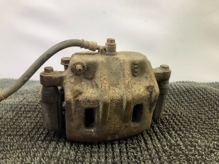 суппорт передний правый Kia Sorento 1 поколение 2005, 2.5 л., дизель, МКПП, серый, полный привод