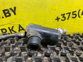 насос (моторчик) омывателя стекла Daihatsu Applause 1 поколение [рестайлинг] 1996, 1.6 л., бензин, МКПП, серебро перламутр, седан, передний привод