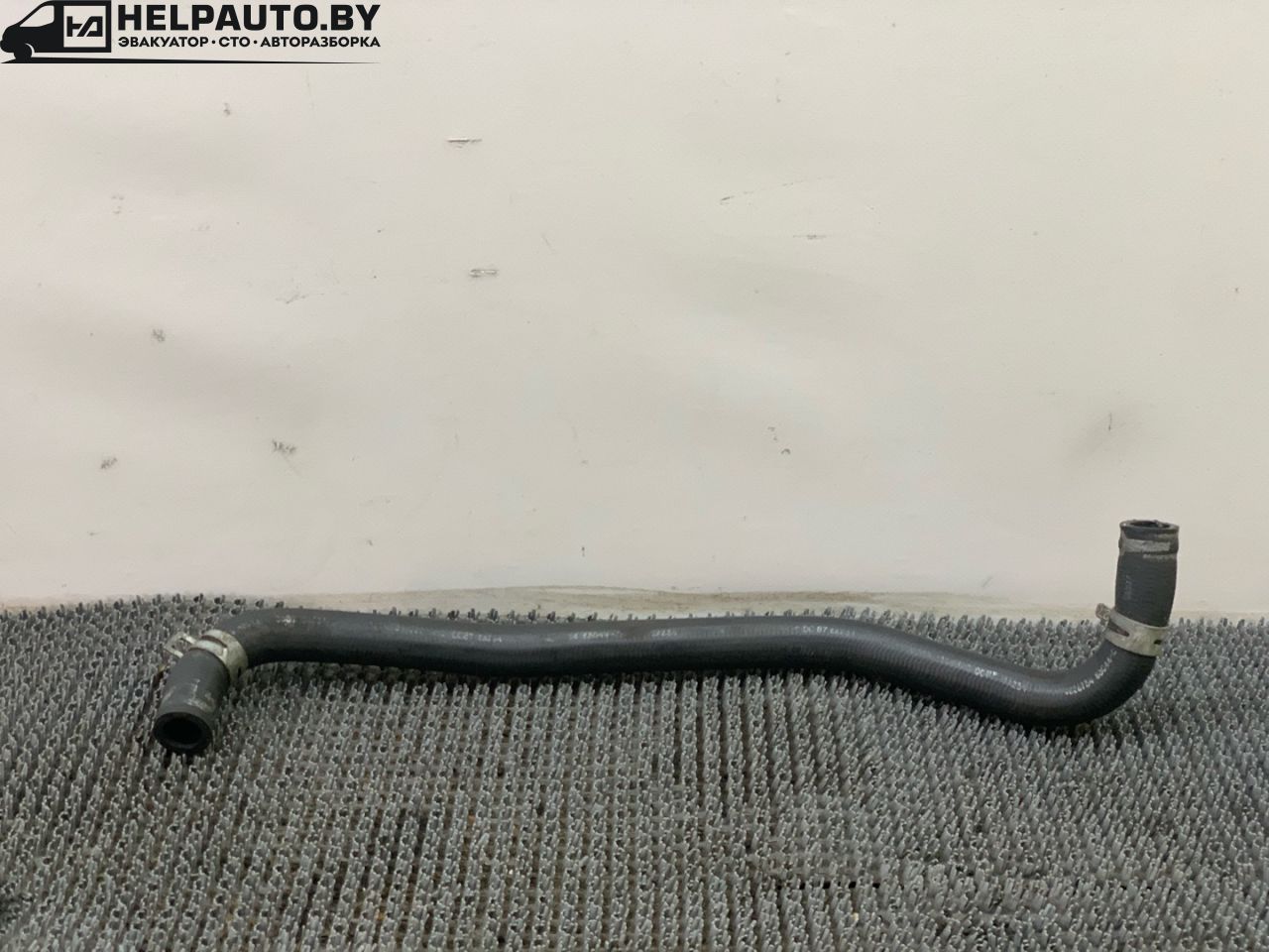 патрубок радиатора Dodge Neon 1 поколение 1998, 2.0 л., бензин, АКПП, зеленый, седан, передний привод - фото №1