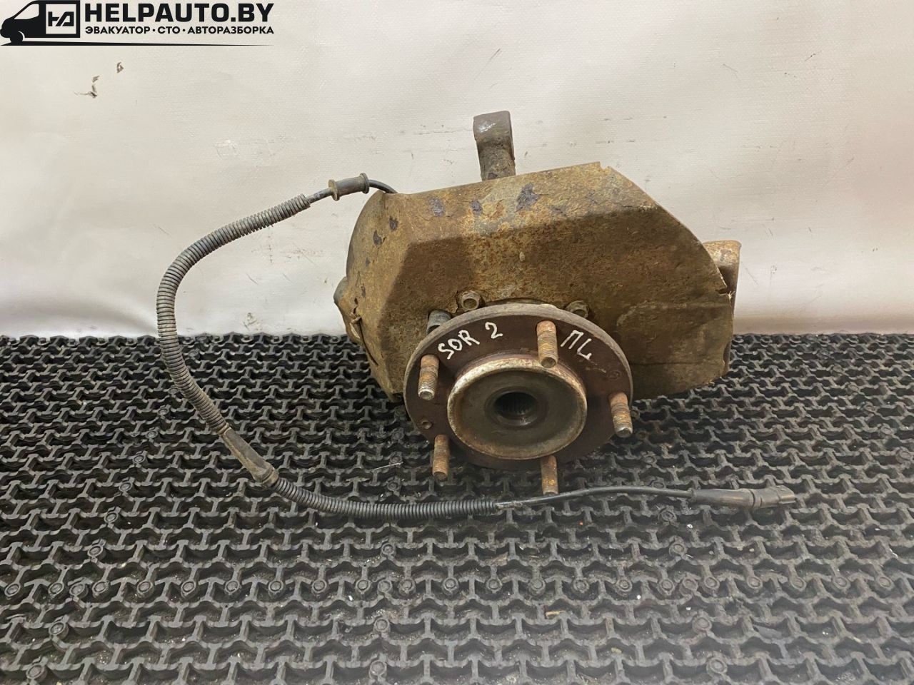 ступица передняя левая Kia Sorento 1 поколение 2005, 2.5 л., CRDi, D4CB, дизель, МКПП, черный, внедорожник 5 дв., полный подключаемый привод - фото №1