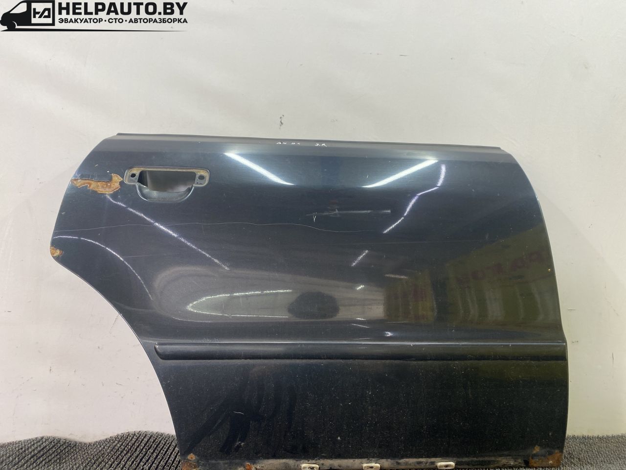 дверь задняя правая Audi A4 B5 1999, 1.8 л., бензин, АКПП, черный, универсал, передний привод - фото №1