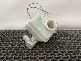 цилиндр тормозной главный Opel Zafira 1 поколение (A) 1999, 2.0 л., бензин, МКПП, серый, передний привод