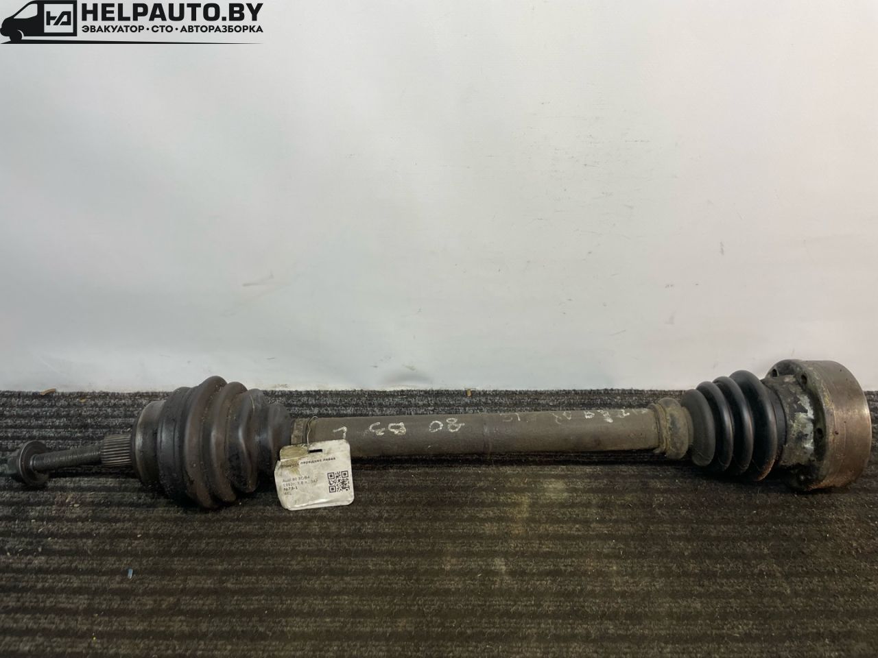 полуось передняя левая (приводной вал, ШРУС) Mazda 323 5 поколение 1997, 1.5 л., бензин, МКПП, зелый, хетчбэк 5 дв., передний привод - фото №1