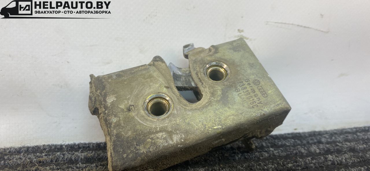 замок двери задней левой Volkswagen Santana 1 поколение 1988, 1.6 л., бензин, синий, передний привод, 321837016 - фото №1