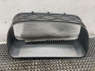 рамка панели приборов Volkswagen Vento 1 поколение 1991, 1.8 л., бензин, МКПП, серый, седан, передний привод, 1H5857061