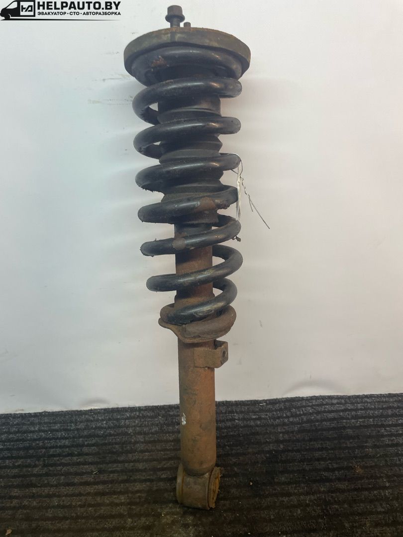 стойка передняя правая Kia Sorento 1 поколение 2005, 2.5 л., D4CB, дизель, АКПП, черный, внедорожник 5 дв., полный подключаемый привод - фото №1