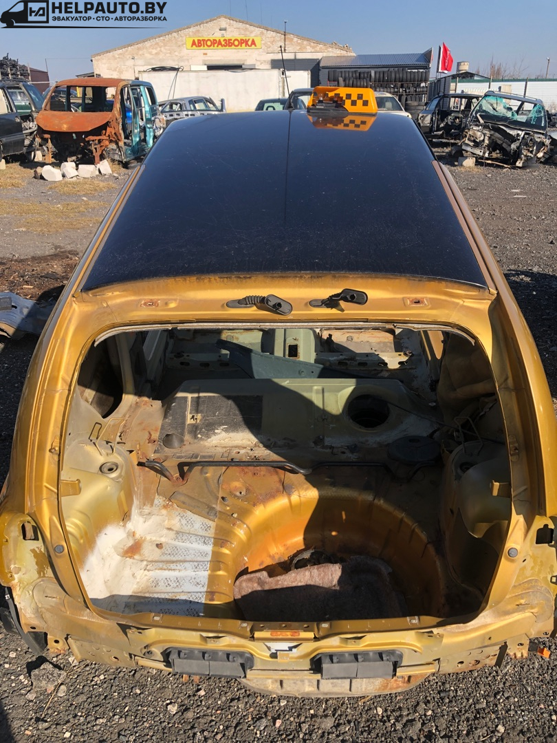 задняя часть кузова (тазик) Renault Clio 2 поколение 1998, 1.2 л., бензин, золотистый, хетчбэк 3 дв., передний привод - фото №1