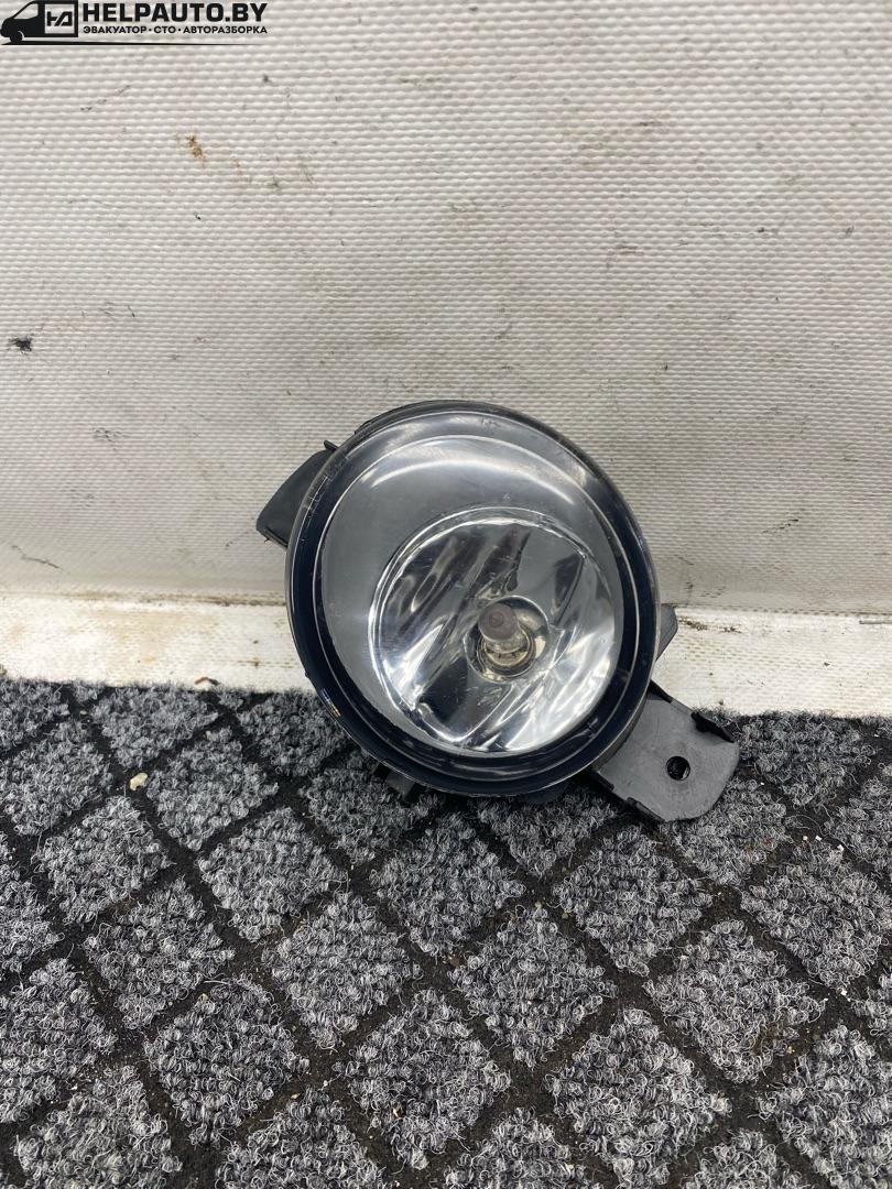 фара противотуманная левая Nissan Primera P12 2002, 2.2 л., дизель, передний привод, 89210439 - фото №1