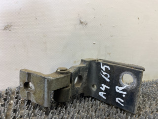петля двери Audi A4 B5 1999, 1.8 л., бензин, АКПП, черный, универсал, передний привод