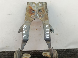 петля капота Kia Sorento 1 поколение 2003, 2.5 л., D4CB, дизель, МКПП, внедорожник 5 дв.