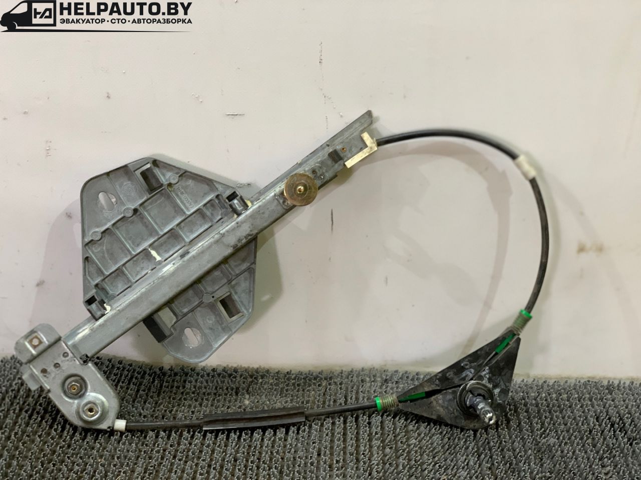 стеклоподъемник задний правый Chrysler Neon 1 поколение 1996, 2.0 л., бензин, МКПП, синий, седан, передний привод - фото №1