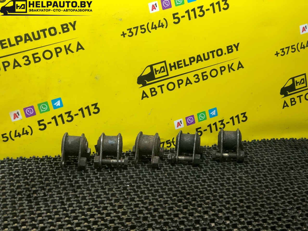 подушка крепления двигателя Fiat Ducato 2 поколение 1998, 2.8 л., дизель, МКПП, красный, микроавтобус, передний привод - фото №1