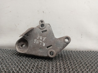 кронштейн двигателя Renault Laguna 1 поколение 1997, 2.0 л., F3R 200, бензин, МКПП, серый, универсал, передний привод