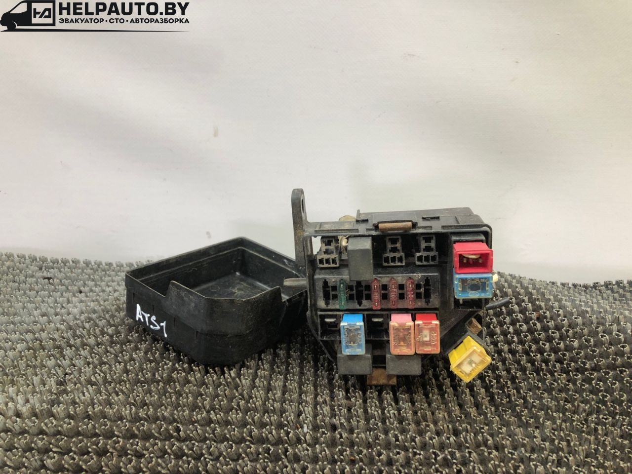 блок предохранителей Hyundai Atos 1 поколение 2000, 1.0 л., бензин, МКПП, синий, хетчбэк 5 дв., передний привод - фото №1