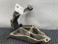 кронштейн гидроусилителя Audi 80 8C/B4 1994, 2.0 л., бензин, МКПП, зеленый, седан, передний привод - фото №3